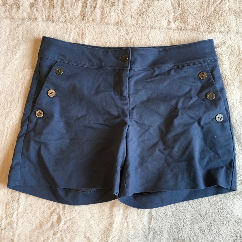 Isaac Mizrahi Blue Button Shorts